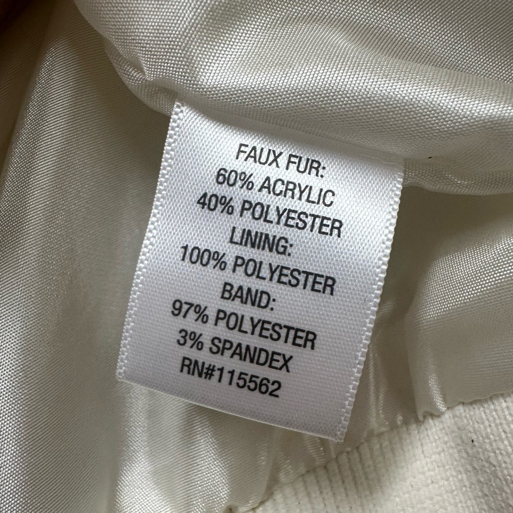 D-Signed Disney Ivory White Faux Fur Lined Zip Jacket Girls Size Medium 10/12 - Picture 7 of 9